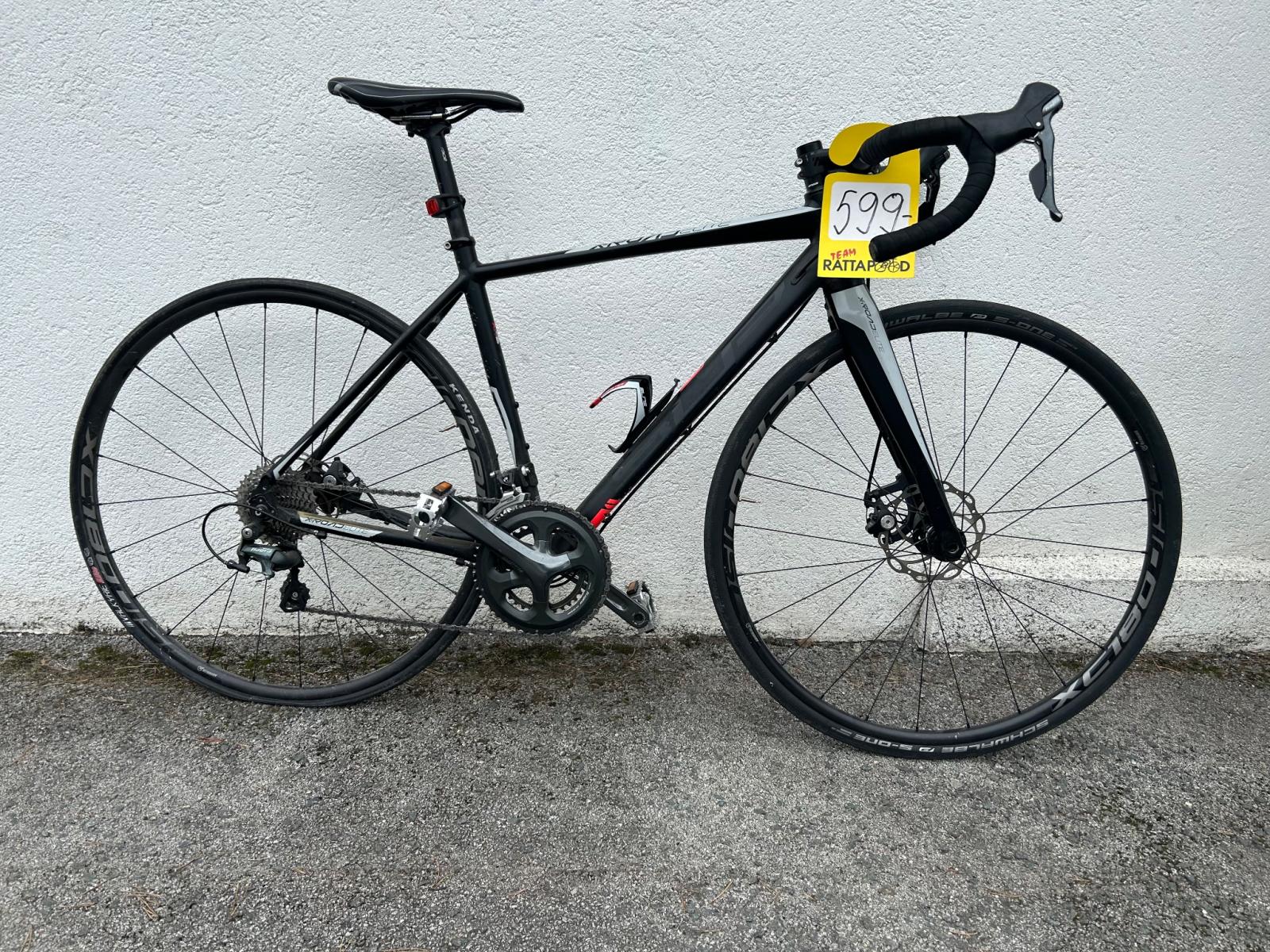 Superior X-Road Elite maanteeratas