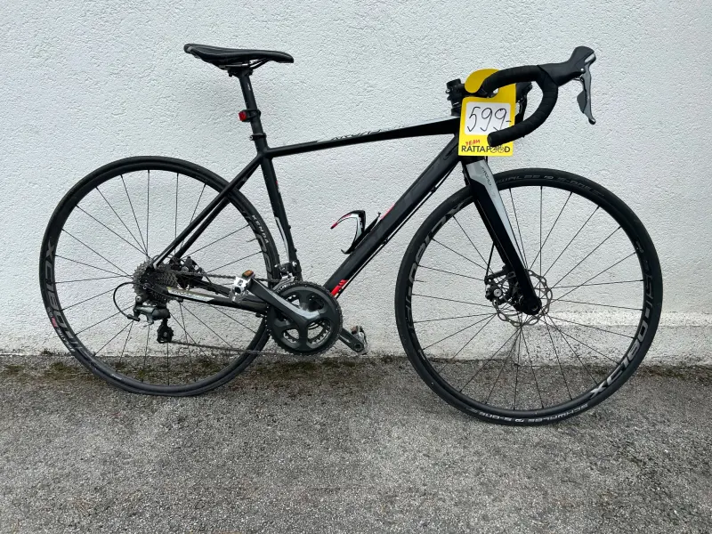 Superior X-Road Elite maanteeratas